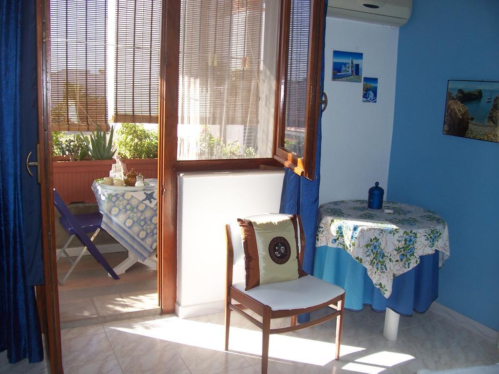 B&B Margherita Calasetta Buitenkant foto