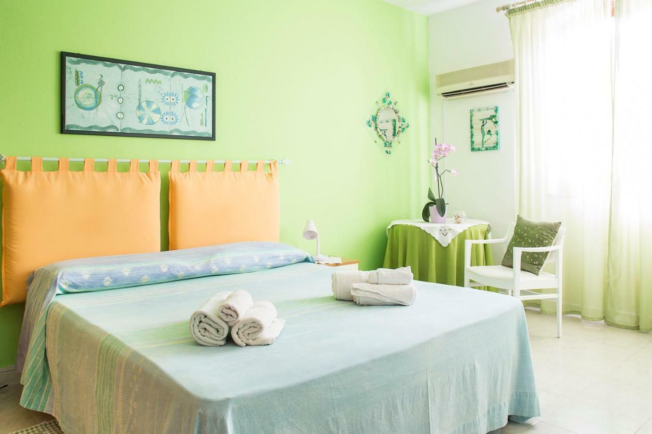 B&B Margherita Calasetta Buitenkant foto