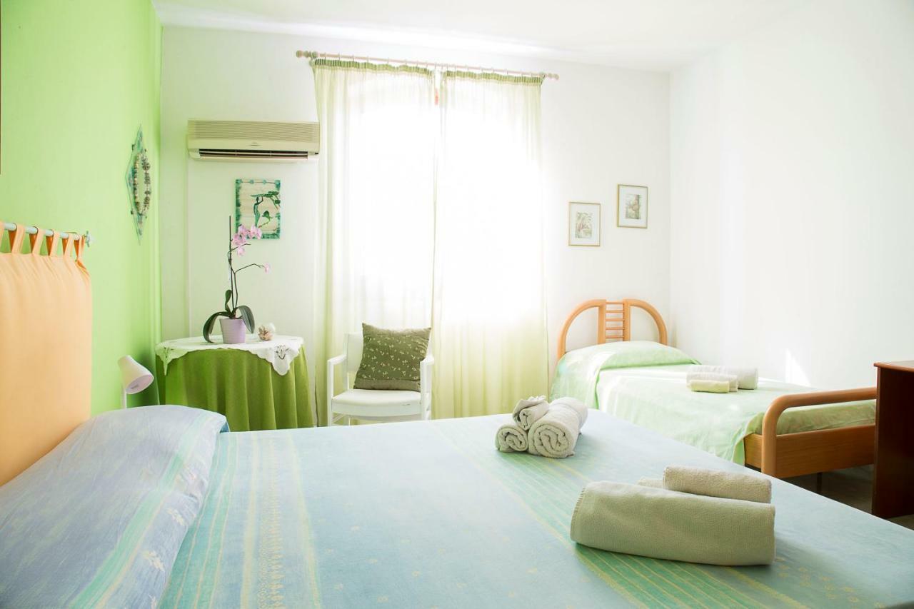 B&B Margherita Calasetta Buitenkant foto