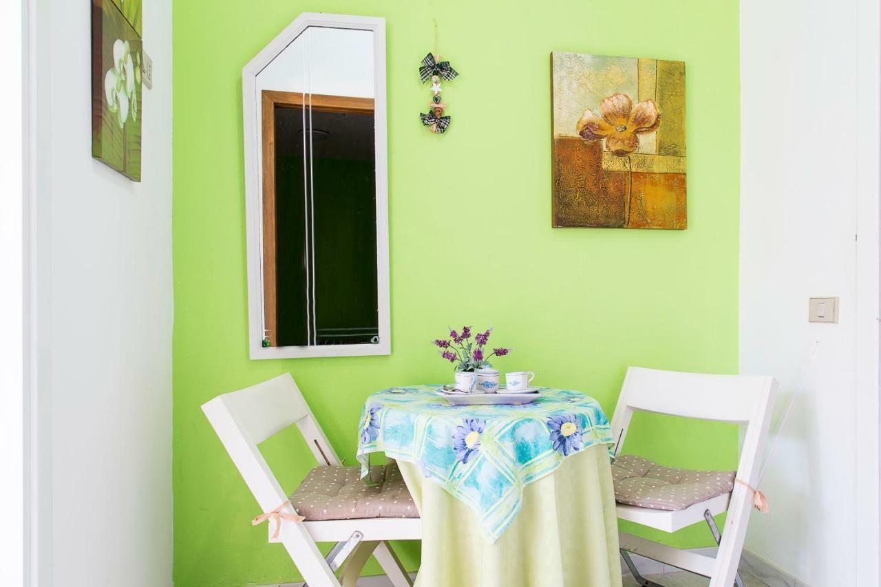 B&B Margherita Calasetta Buitenkant foto